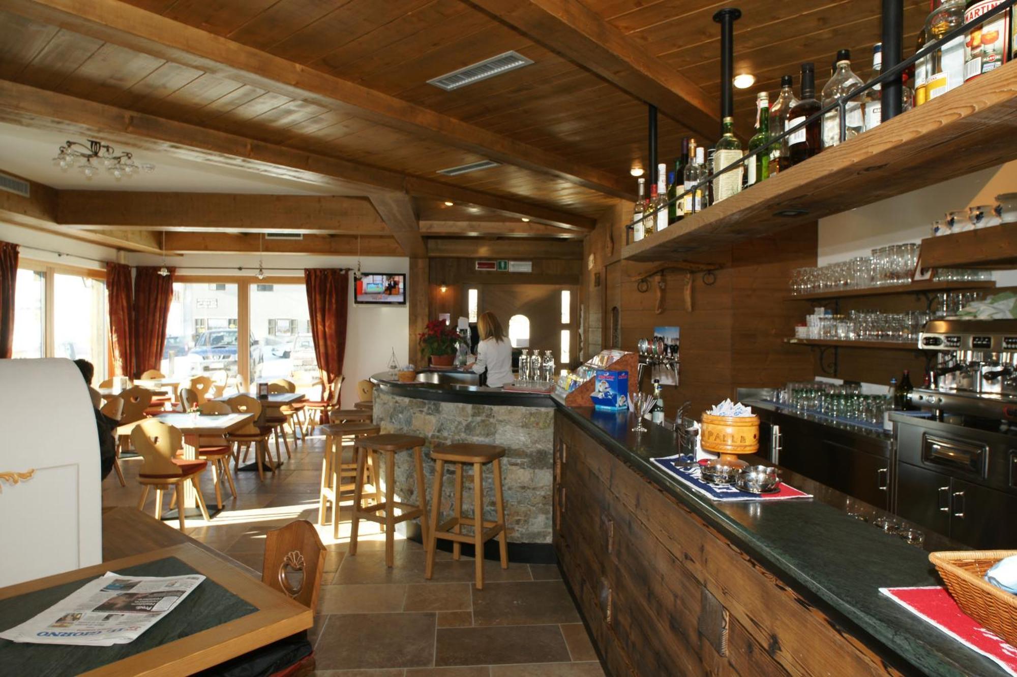 Hotel La Tea Livigno Buitenkant foto