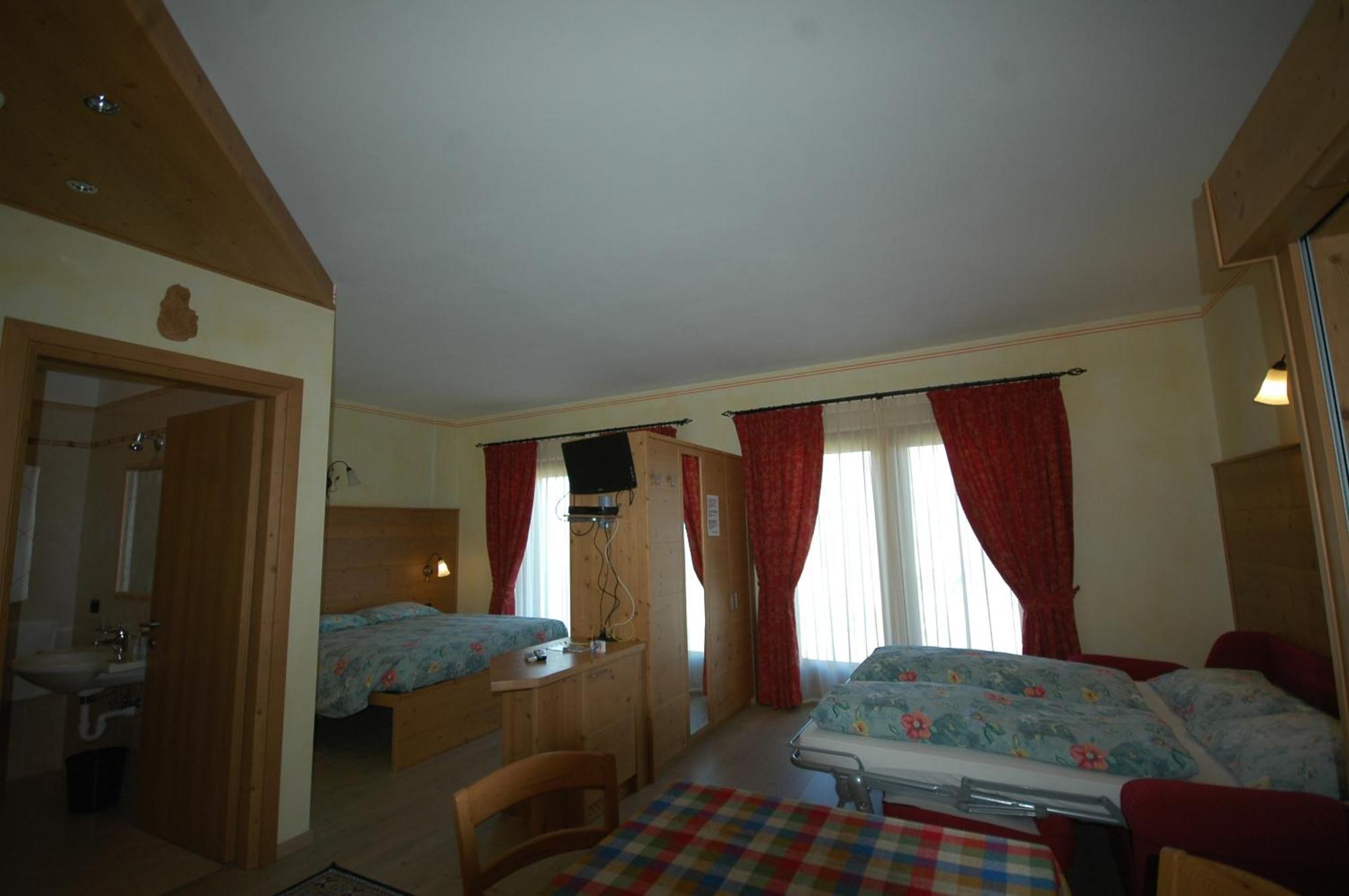 Hotel La Tea Livigno Buitenkant foto
