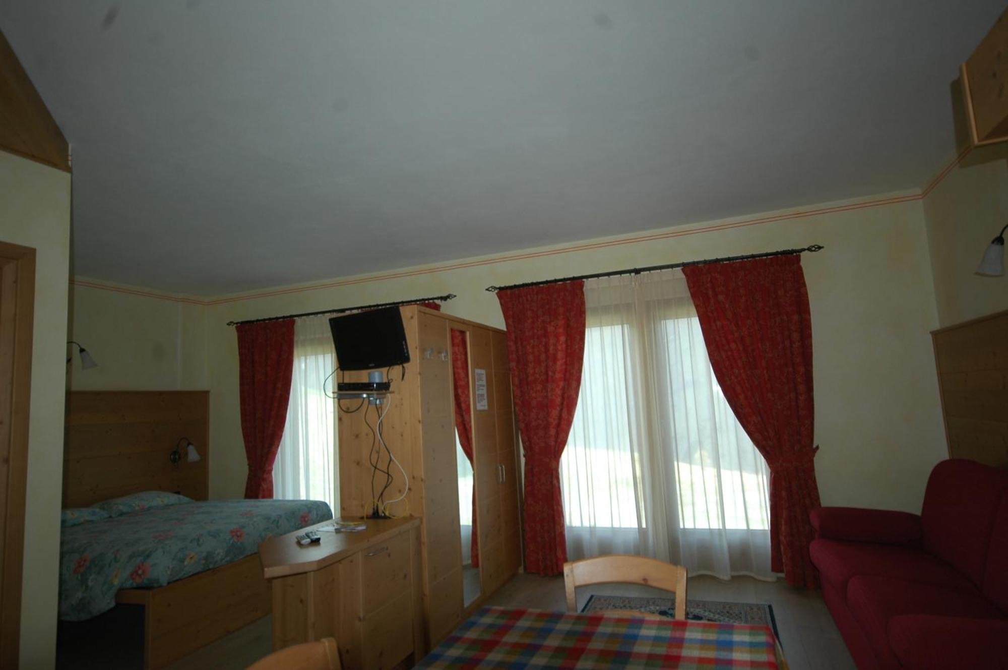 Hotel La Tea Livigno Kamer foto