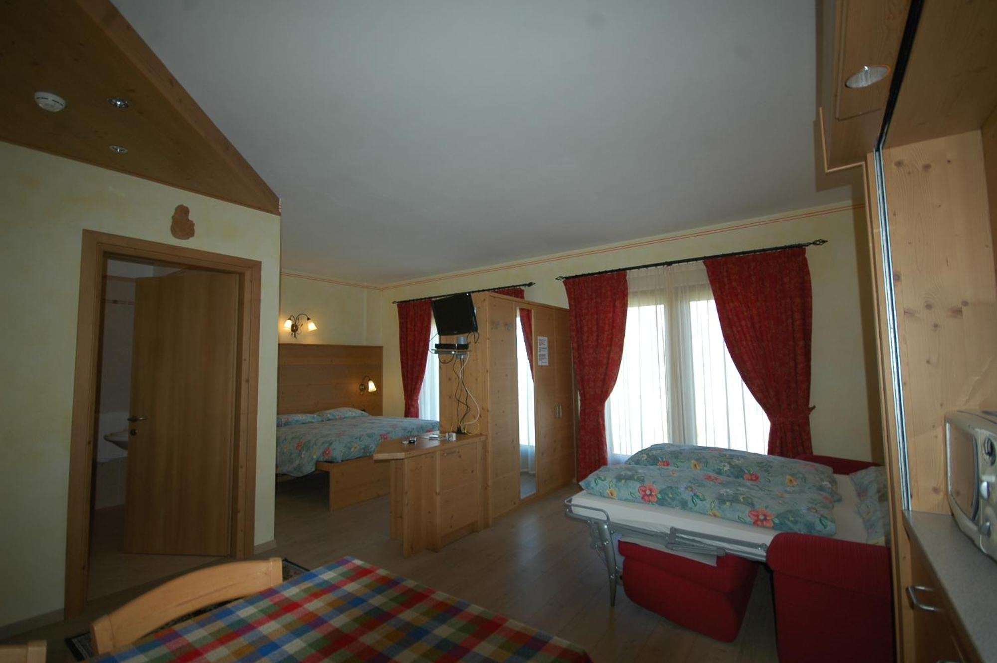 Hotel La Tea Livigno Kamer foto