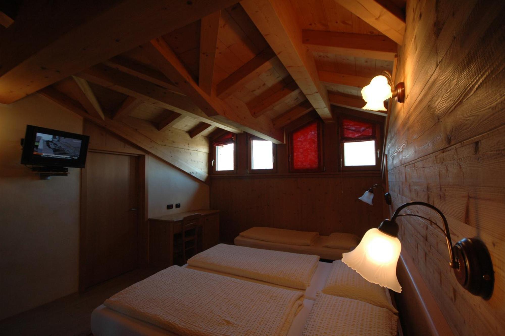 Hotel La Tea Livigno Buitenkant foto